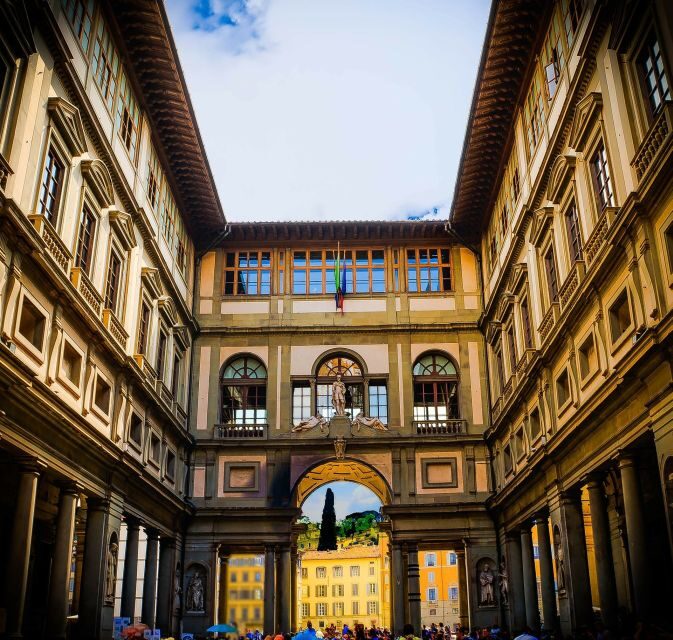 Florence: Early Morning Uffizi Gallery Guided Tour - Inside the Uffizi: navigation, crowd strategy, and how time feels